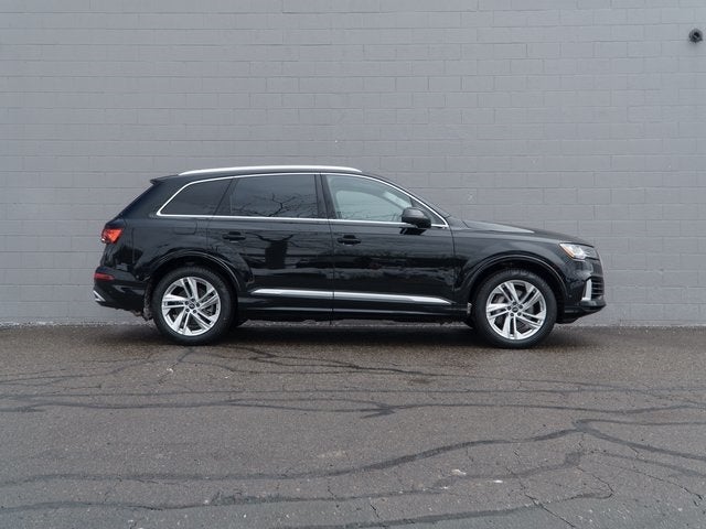 2022 Audi Q7 55 Premium Plus quattro
