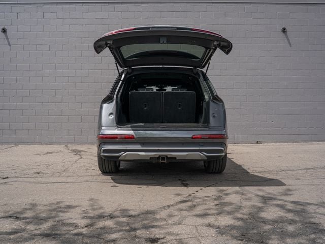 2021 Audi Q7 55 Prestige quattro