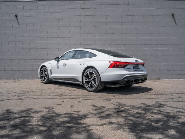 2023 Audi e-tron GT Premium Plus quattro