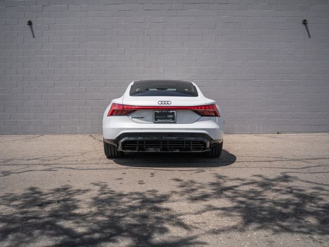 2023 Audi e-tron GT Premium Plus quattro