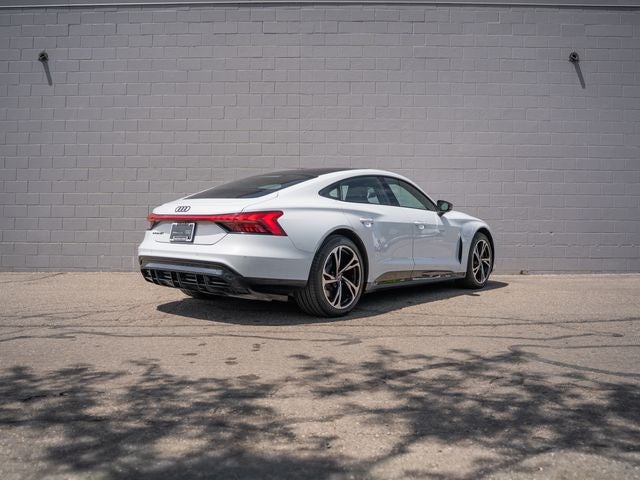 2023 Audi e-tron GT Premium Plus quattro
