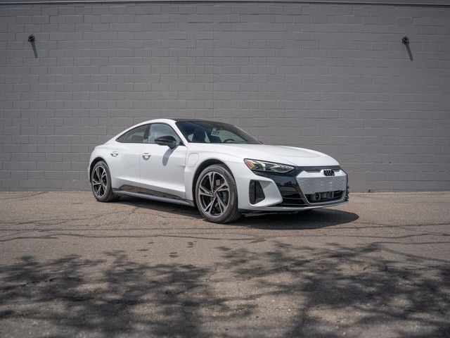 2023 Audi e-tron GT Premium Plus quattro