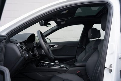 2023 Audi A4 Sedan 45 S line Premium Plus quattro