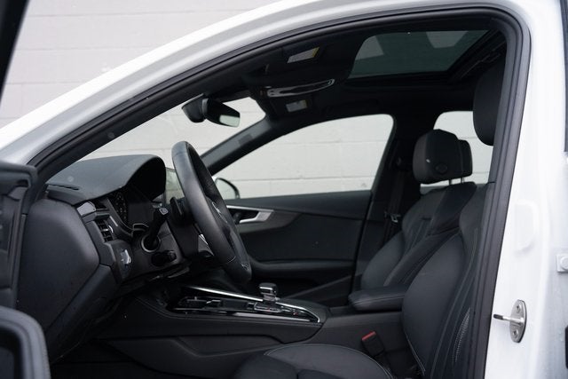 2023 Audi A4 Sedan 45 S line Premium Plus quattro