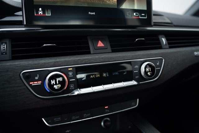 2023 Audi A4 Sedan 45 S line Premium Plus quattro