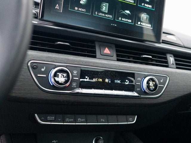 2023 Audi A4 Sedan 45 S line Premium Plus quattro