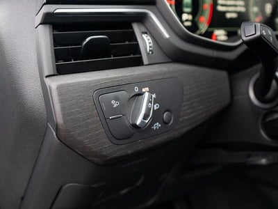 2023 Audi A4 Sedan 45 S line Premium Plus quattro