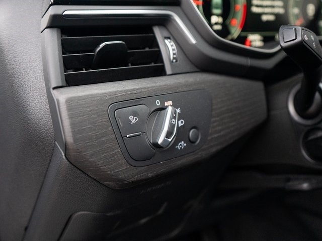 2023 Audi A4 Sedan 45 S line Premium Plus quattro