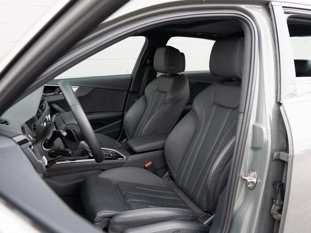 2023 Audi A4 Sedan 45 S line Premium Plus quattro