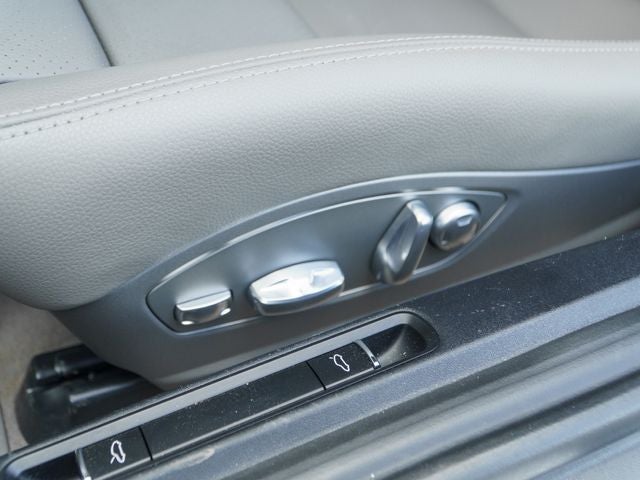 2016 Porsche Cayman Base