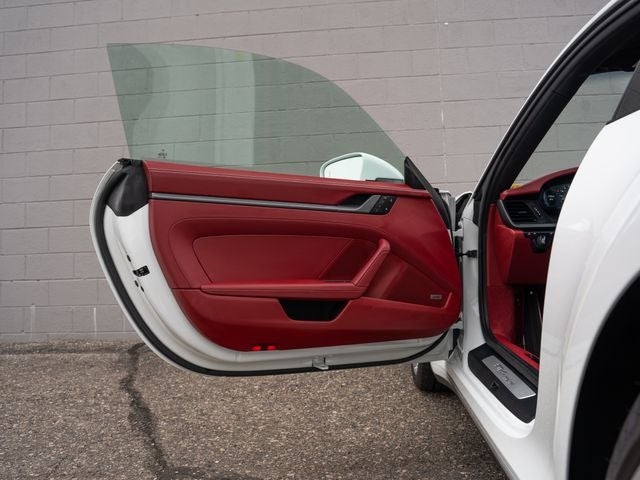 2022 Porsche 911 Carrera