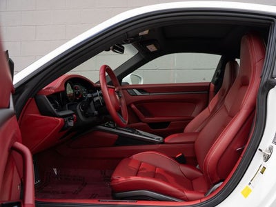 2022 Porsche 911 Carrera
