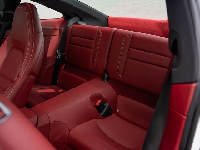 2022 Porsche 911 Carrera