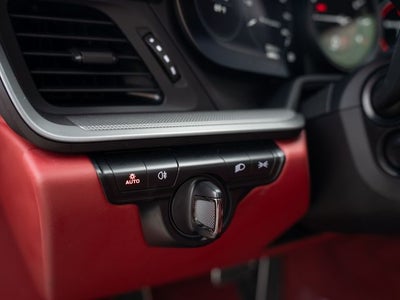 2022 Porsche 911 Carrera