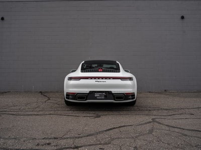 2022 Porsche 911 Carrera