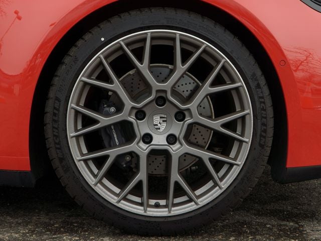 2025 Porsche 911 Carrera