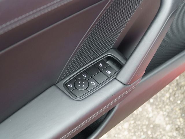 2025 Porsche 911 Carrera