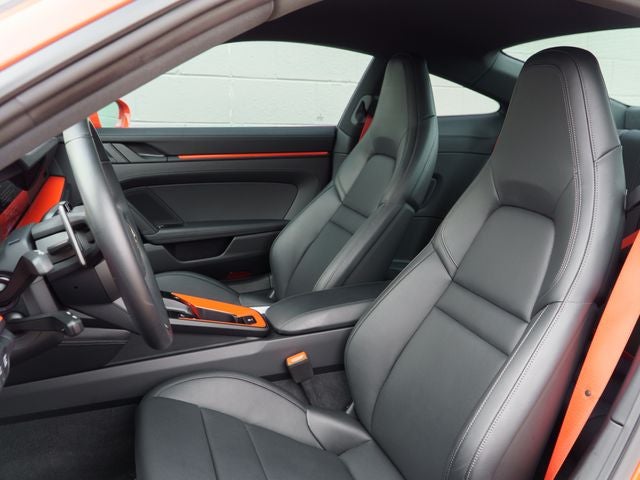 2025 Porsche 911 Carrera