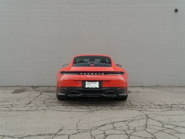 2025 Porsche 911 Carrera