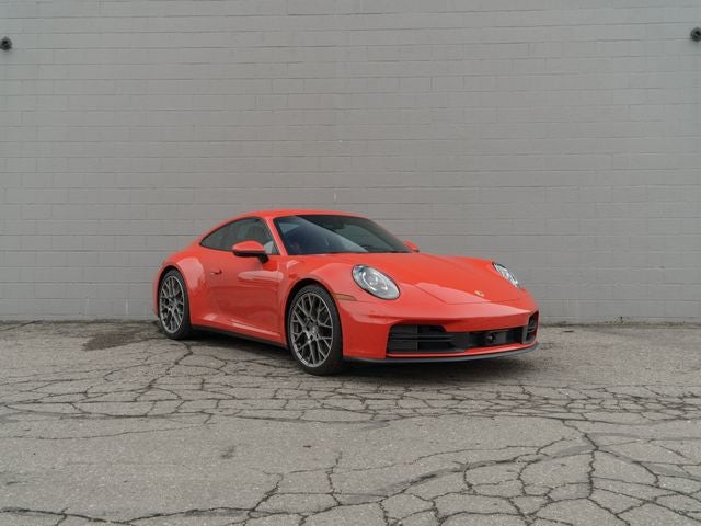 2025 Porsche 911 Carrera