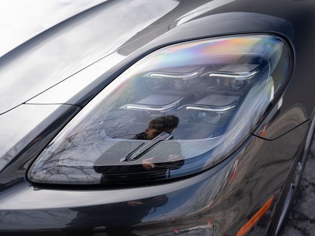 2025 Porsche Panamera 4