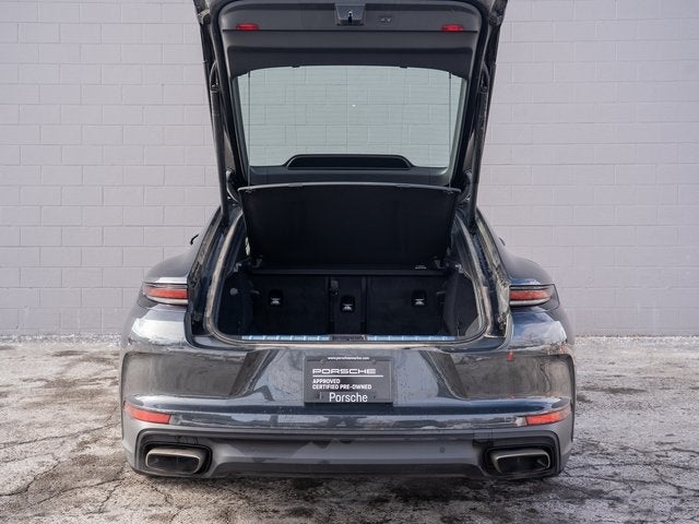 2025 Porsche Panamera 4