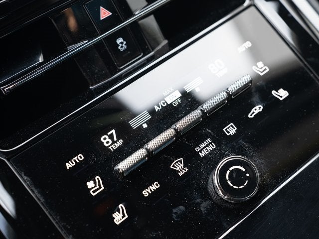 2025 Porsche Panamera 4