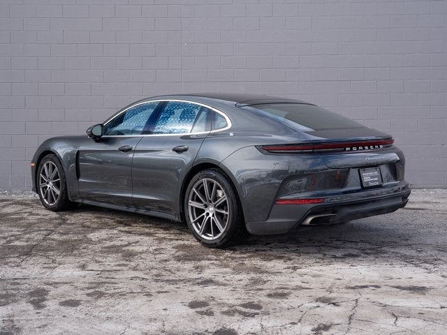 2025 Porsche Panamera 4