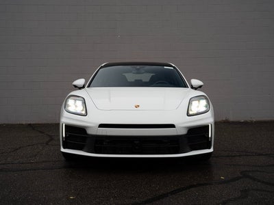 2025 Porsche Panamera 4