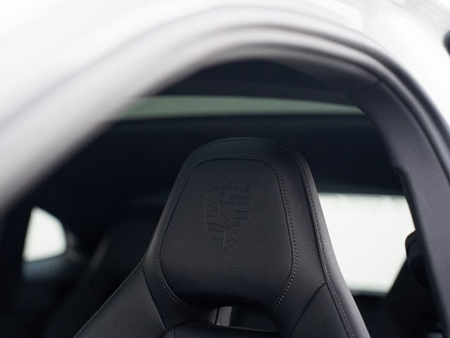 2025 Porsche Panamera 4