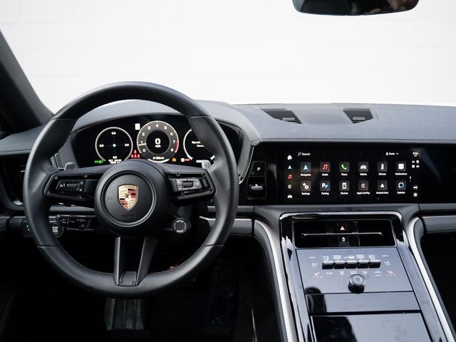2025 Porsche Panamera 4