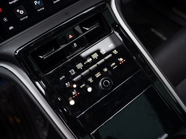 2025 Porsche Panamera 4