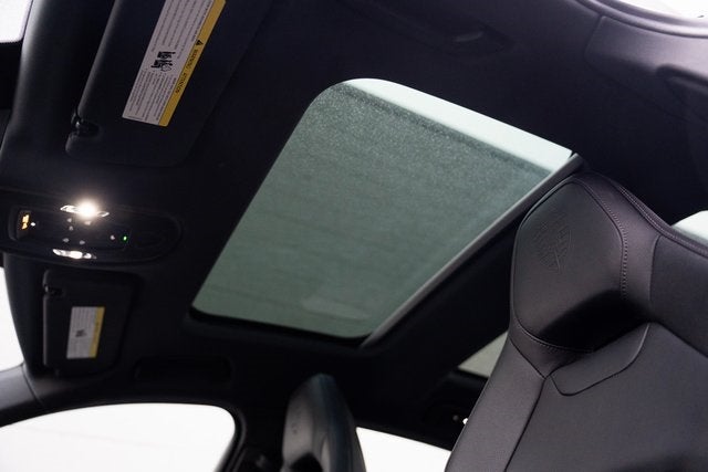 2025 Porsche Panamera 4