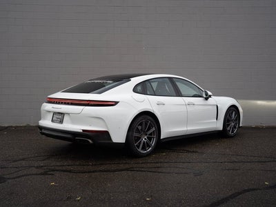 2025 Porsche Panamera 4