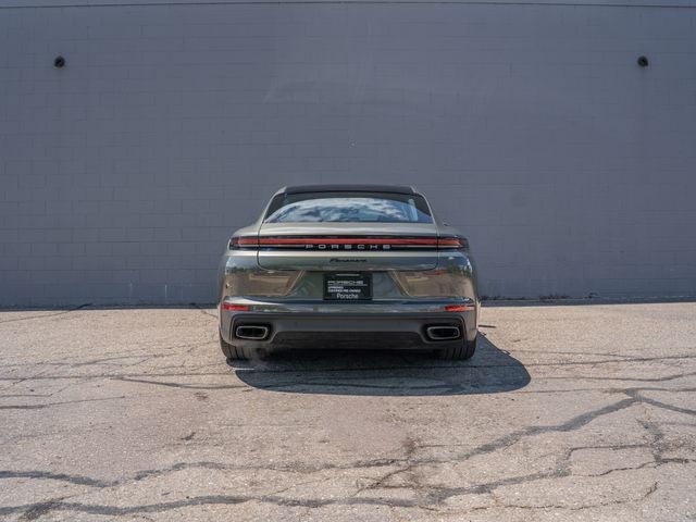 2025 Porsche Panamera 4