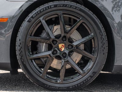 2025 Porsche Panamera 4