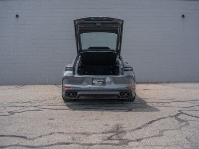 2025 Porsche Panamera 4