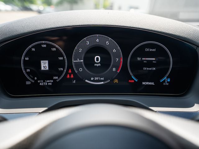 2025 Porsche Panamera 4