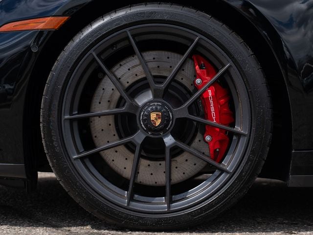 2026 Porsche 911 Carrera 4 GTS