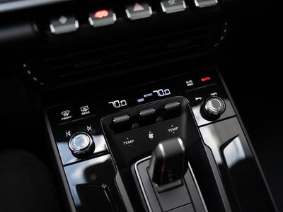 2026 Porsche 911 Carrera 4 GTS