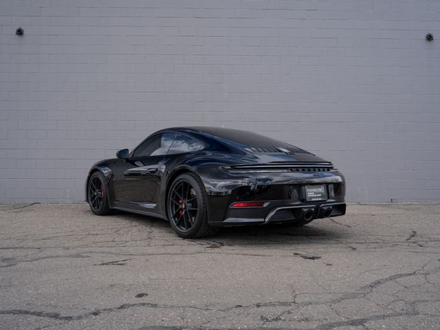 2026 Porsche 911 Carrera 4 GTS