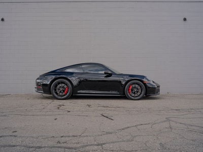 2026 Porsche 911 Carrera 4 GTS
