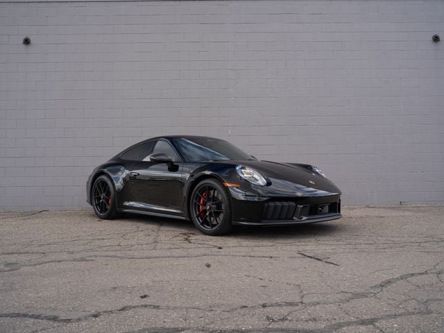 2026 Porsche 911 Carrera 4 GTS