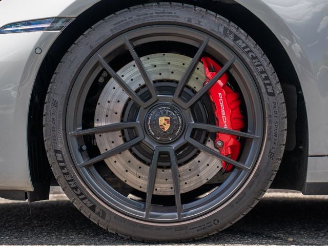 2023 Porsche 911 Carrera 4 GTS