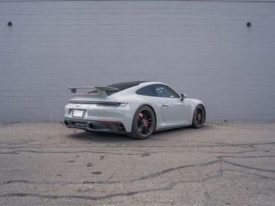 2023 Porsche 911 Carrera 4 GTS