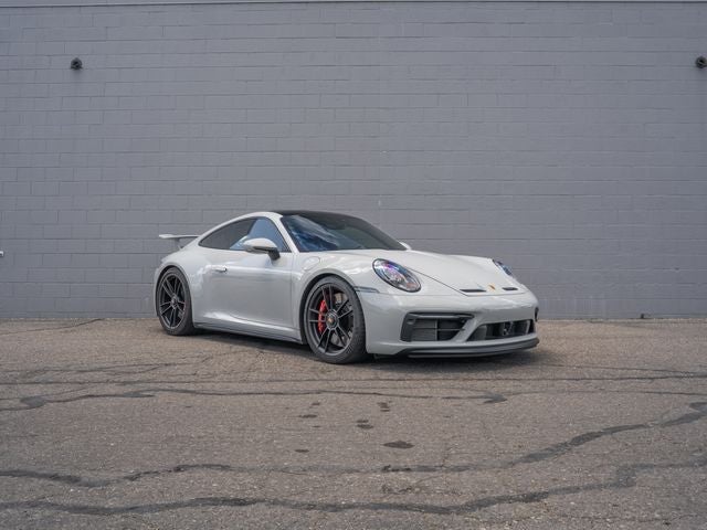 2023 Porsche 911 Carrera 4 GTS