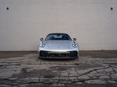2025 Porsche 911 Carrera 4 GTS