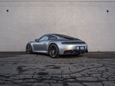 2025 Porsche 911 Carrera 4 GTS
