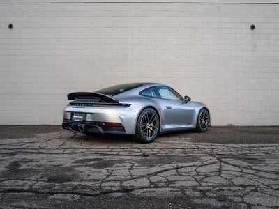 2025 Porsche 911 Carrera 4 GTS