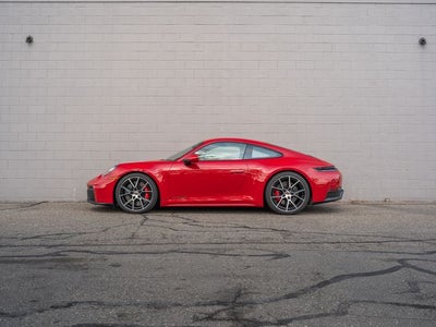 2025 Porsche 911 Carrera GTS